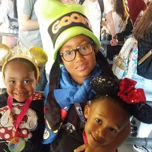 Meet your Posher, Gregory